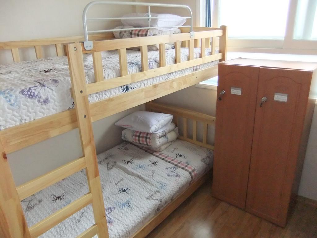 Goodstay Backpackers Gyeongju Guesthouse Rom bilde